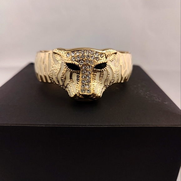 Bracelet - Picture 2 of 3